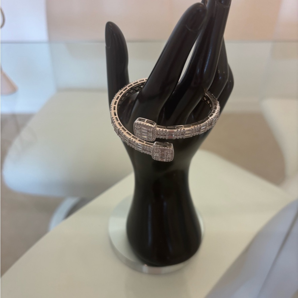 Executive Sterling Silver Bangle Emerald Cut